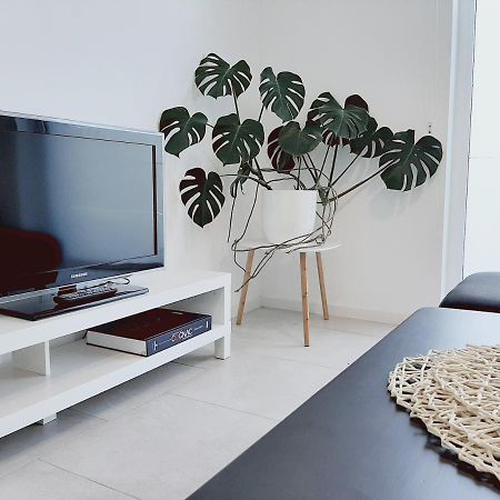 Green Bee Apartment Лесце Екстер'єр фото